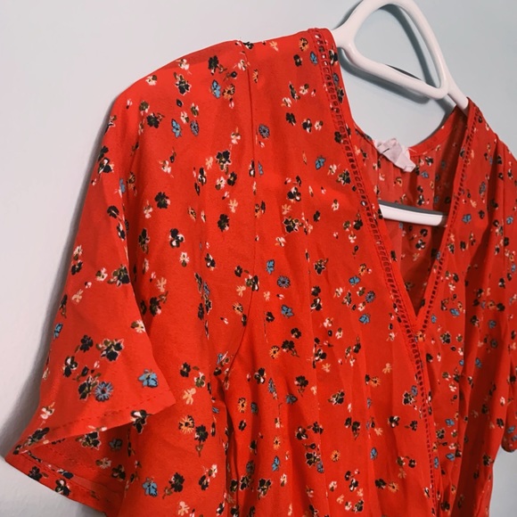 Flowy Summer Top - Picture 2 of 3